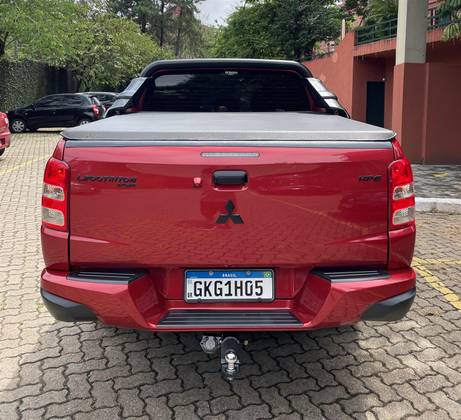 MITSUBISHI L200 TRITON 2.4 16V TURBO DIESEL SPORT HPE TOP CD 4P 4X4 AUTOMÁTICO